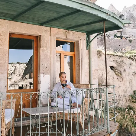 Aza Cave Cappadocia Adult גורמה