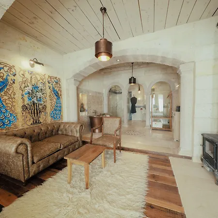 فندق Aza Cave Cappadocia Adult غوريمِيه