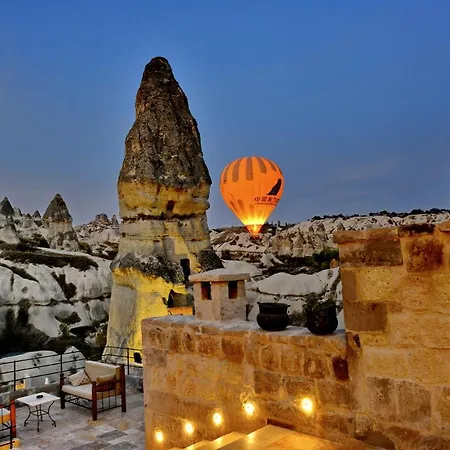 Aza Cave Cappadocia Adult 3* غوريمِيه